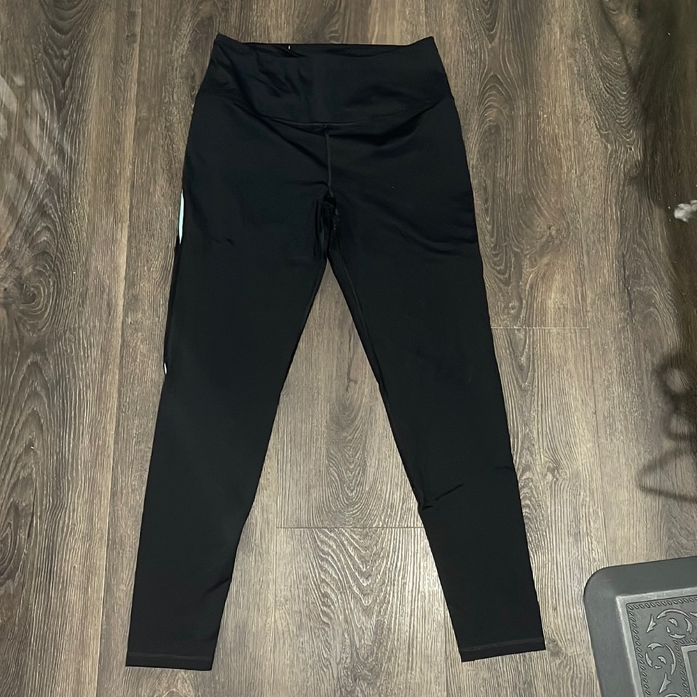 STILL AVAILABLE- Victoria’s Secret Leggings